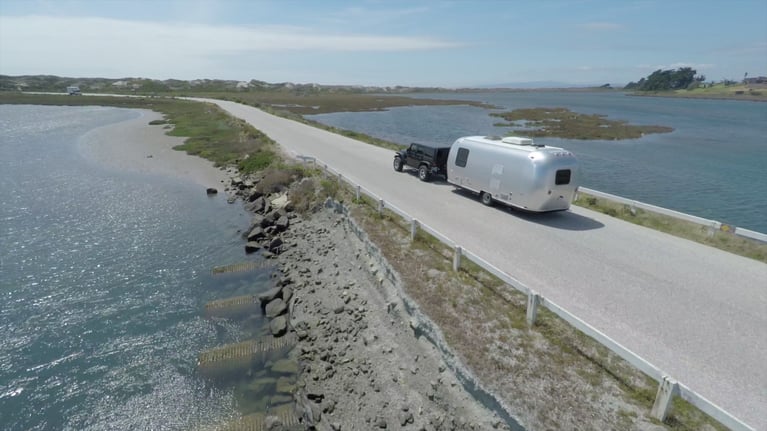 Lancer une entreprise de location de camping-cars et vans aménagés : comment planifier votre projet?